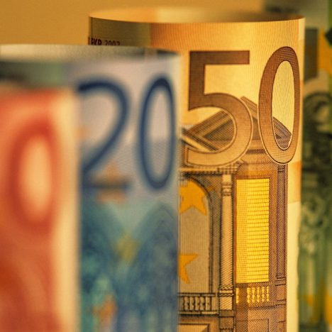 Наступний уряд Чехії не планує вводити євро на території країни