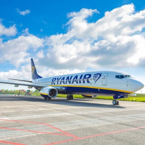 Лоукостер Ryanair відкриває чергові рейси до України