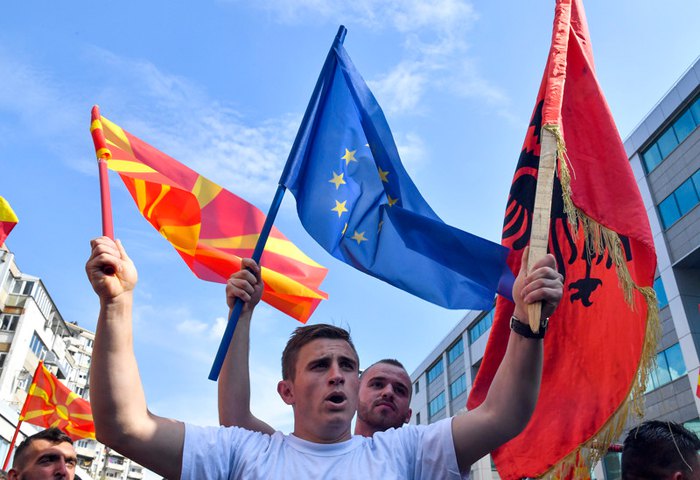 На Балканах 94% албанців прагнуть євроінтеграції, із жителів Сербії таких тільки 53%