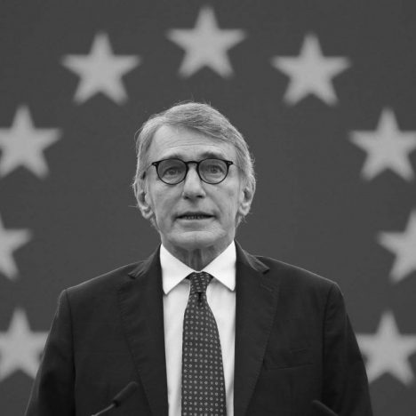 В ЄС жалоба: помер президент Європарламенту 65-річний Давід Сассолі