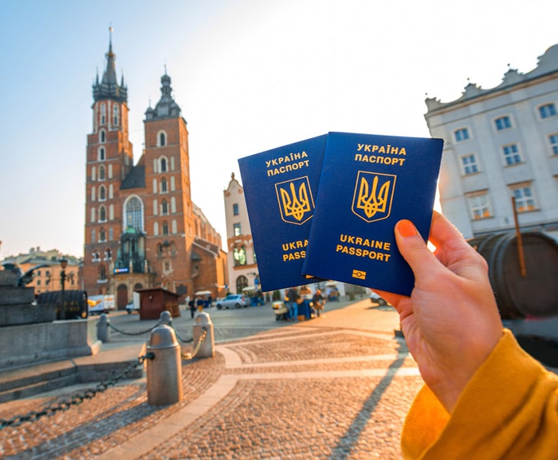 “Найкращий прогрес”: Український паспорт опинився у ТОП-списку найкращих паспортів світу