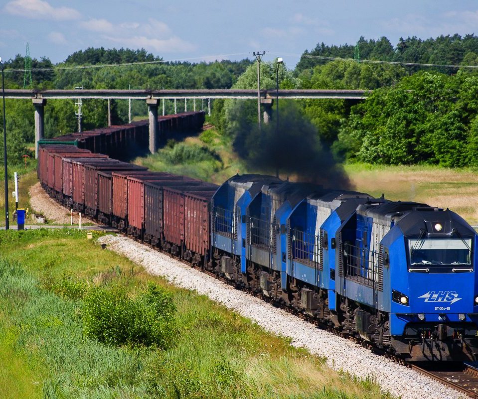 Польща вчергове вимагає від Укрзалізниці припинити блокування вантажних потягів