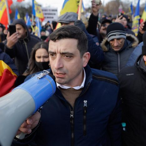 У Румунії радикали анонсували акцію протесту “з вантажівками і тракторами”