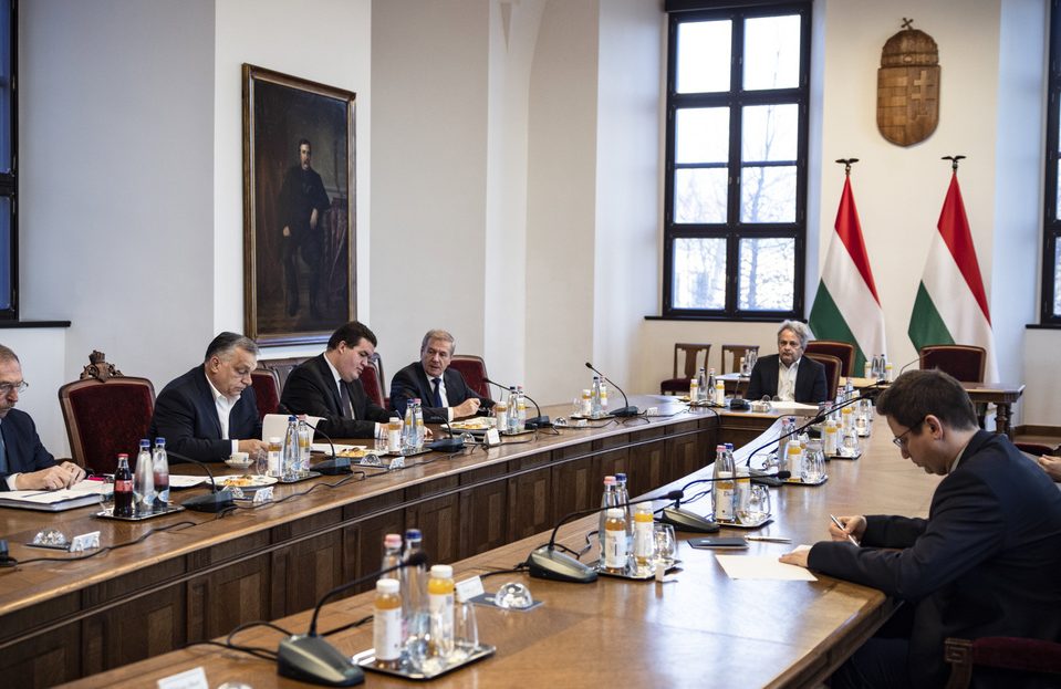 В Угорщині засідає урядовий кабінет національної безпеки з приводу “кризи в Україні”