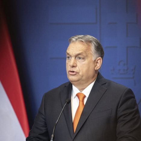 Орбан заявив, що Угорщина триматиметься осторонь війни в Україні