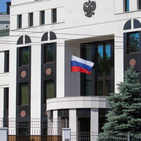 Не треба нас рятувати: жителі Молдови відповіли на заклик російського посольства повідомляти про дискримінацію