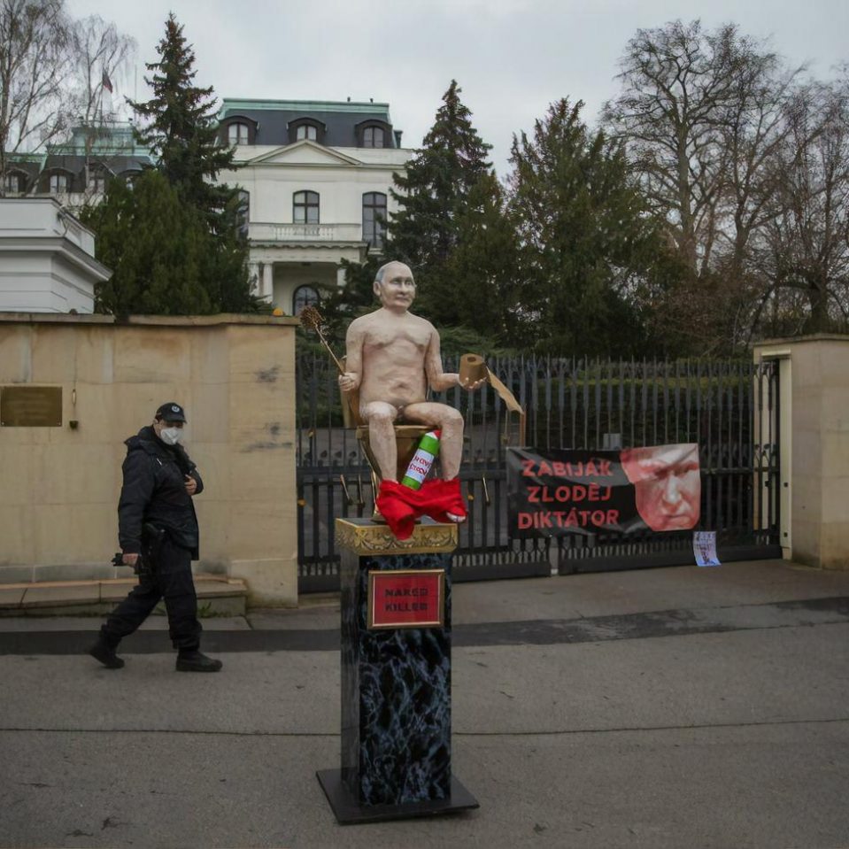 Чехія заявила про переслідування своїх дипломатів у Москві російською владою