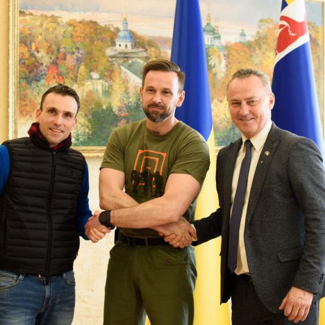 Біля словацького Кошице відкрили великий гуманітарний хаб для допомоги Україні