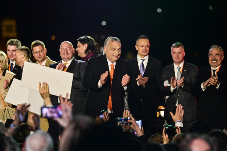 Орбан подякував угорцям Закарпаття за підтримку та згадав серед “опонентів” Зеленського