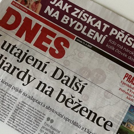 Чеську газету спіймали на маніпуляції щодо мільярдної допомоги українським біженцям