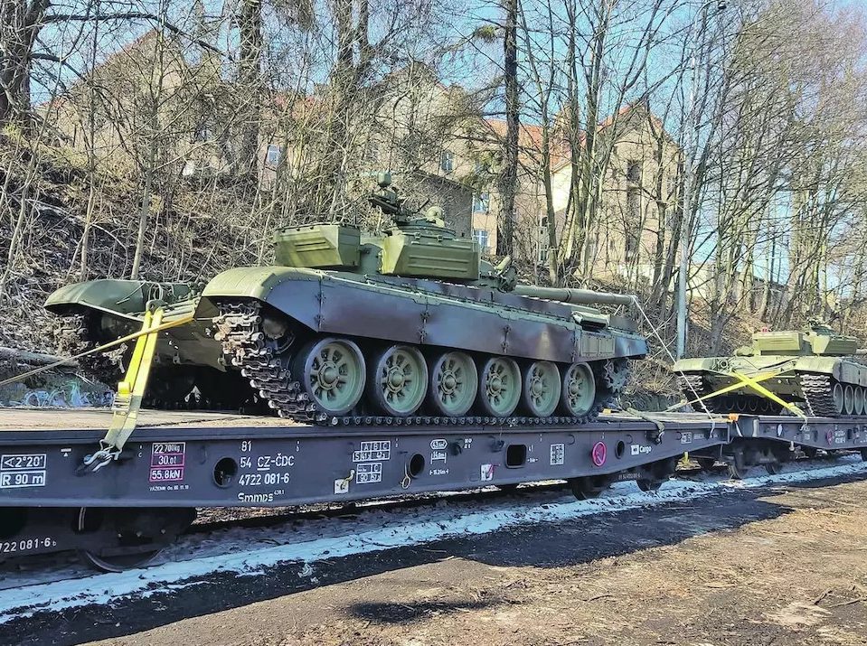 Чехія вже відправила Україні зброю на 130 мільйонів доларів