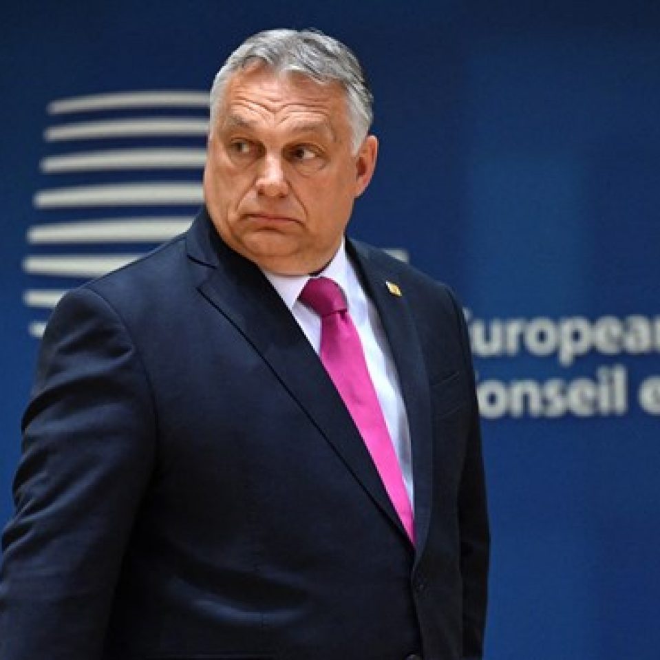 “Ганьба” Орбану: реакції на блокування Угорщиною нових санкцій проти Росії