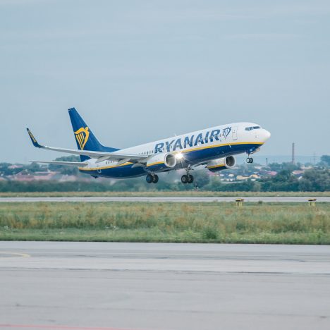 Ryanair включив угорський податок на надприбутки до вартості квитків