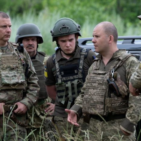 Командувач збройними силами Угорщини здійснив “таємний” візит в Україну. Чому це важливо?
