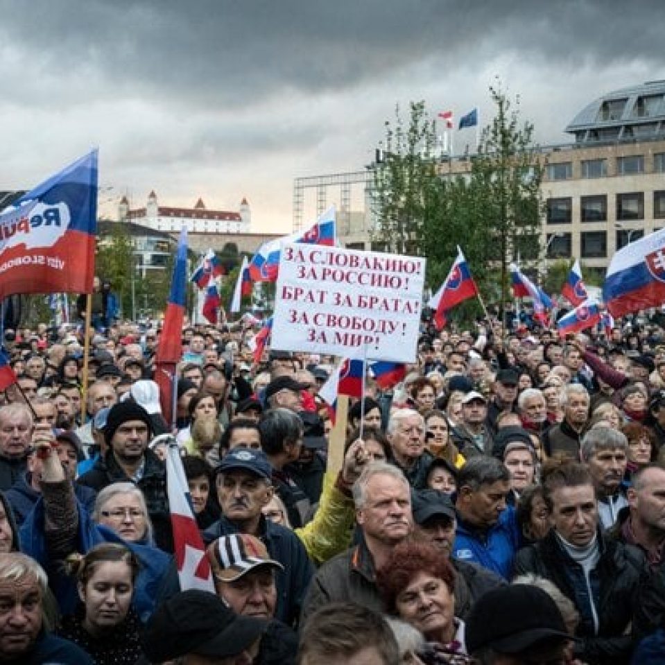 Проросійська опозиція та націоналісти: як змінились рейтинги у словацькому політикумі та що це означає для України